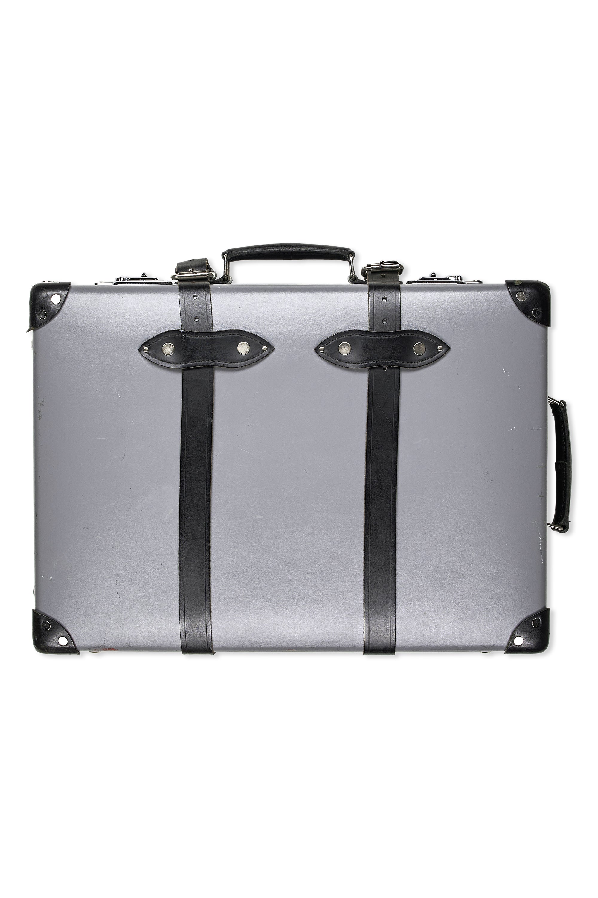Globe Trotter Grey with Black Luggage