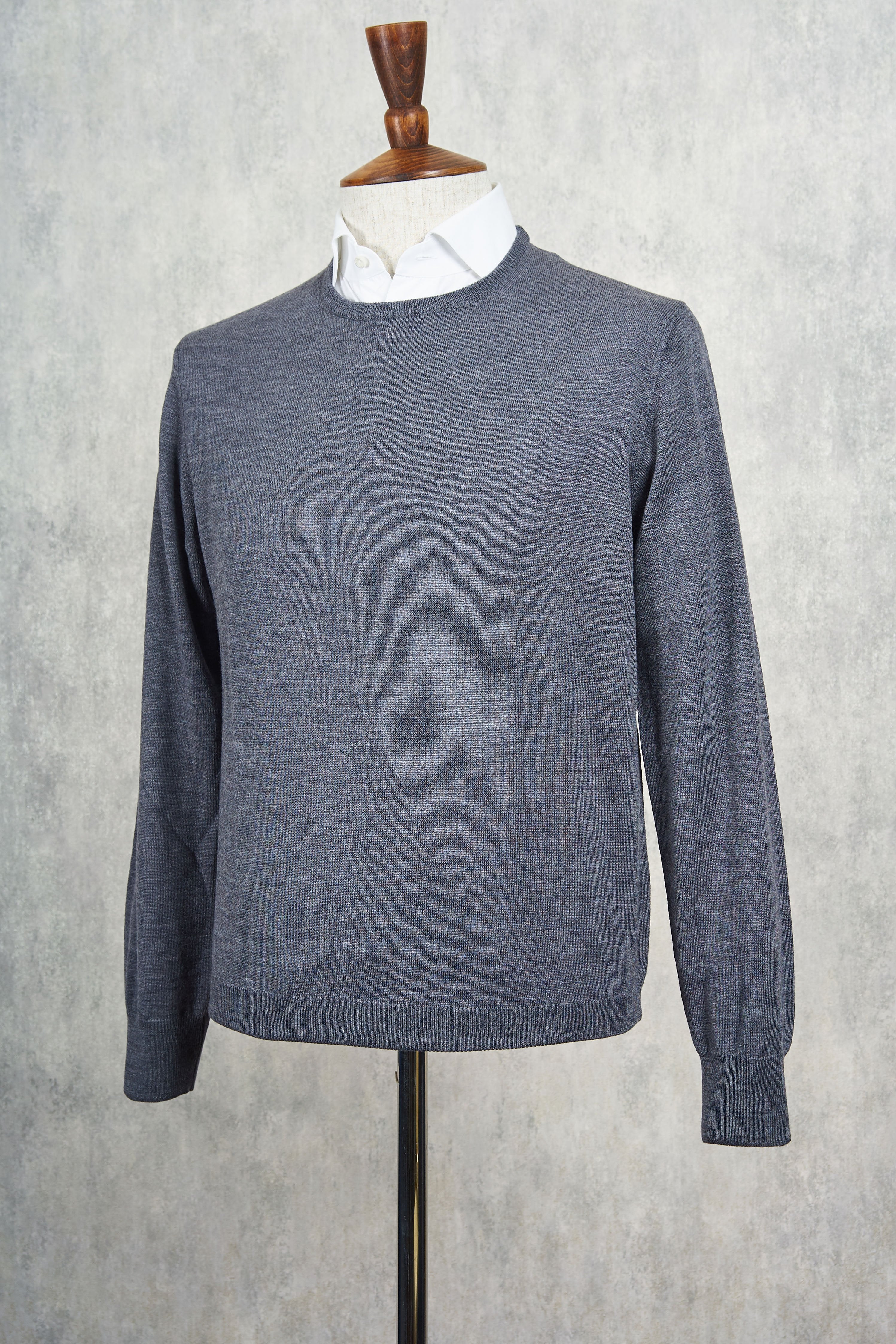 Ascot Chang Light Grey Extra-Fine Merino Wool Round Neck Sweater