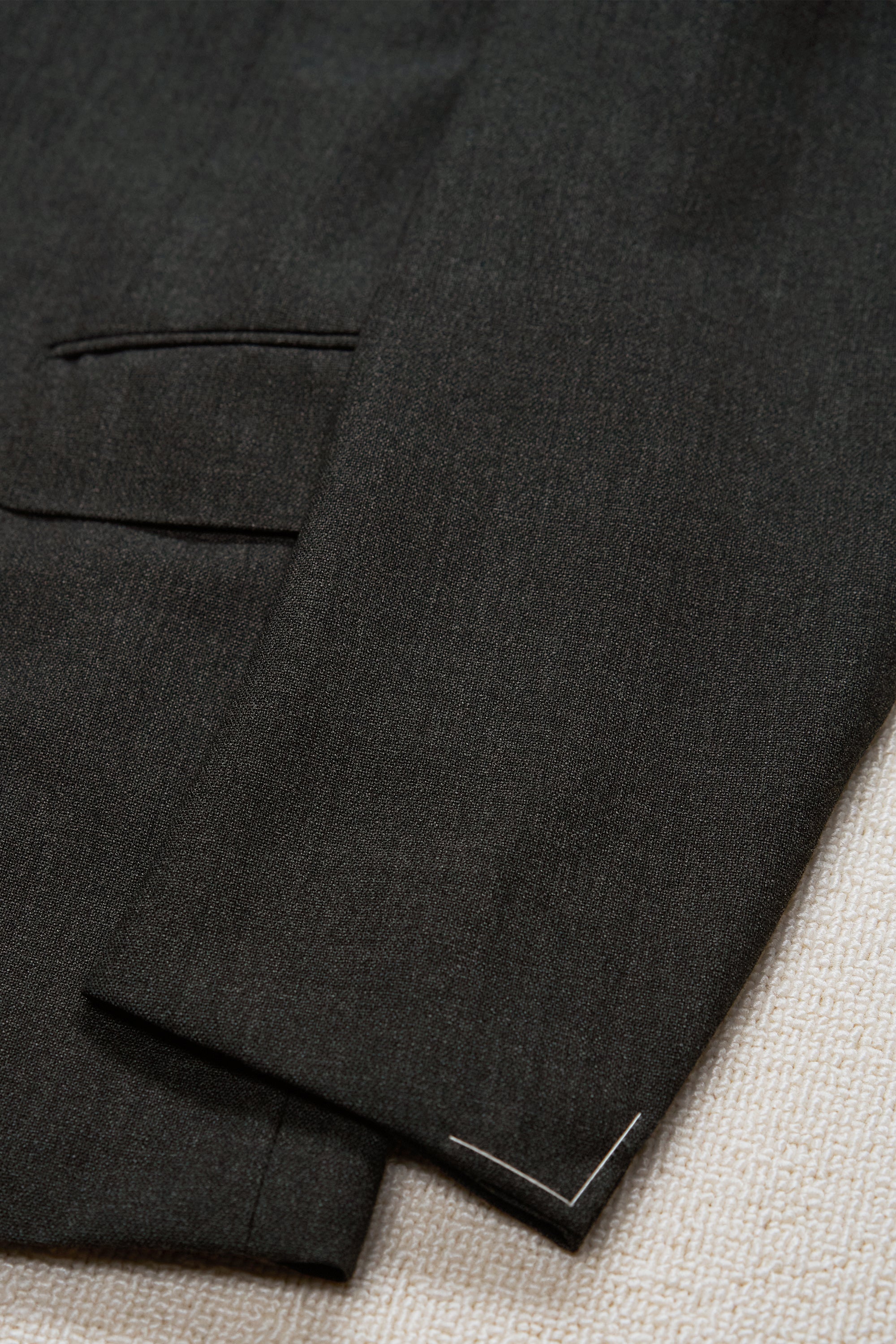 The Armoury by Ring Jacket Model 3A Dark Grey Wool 4-ply Suit