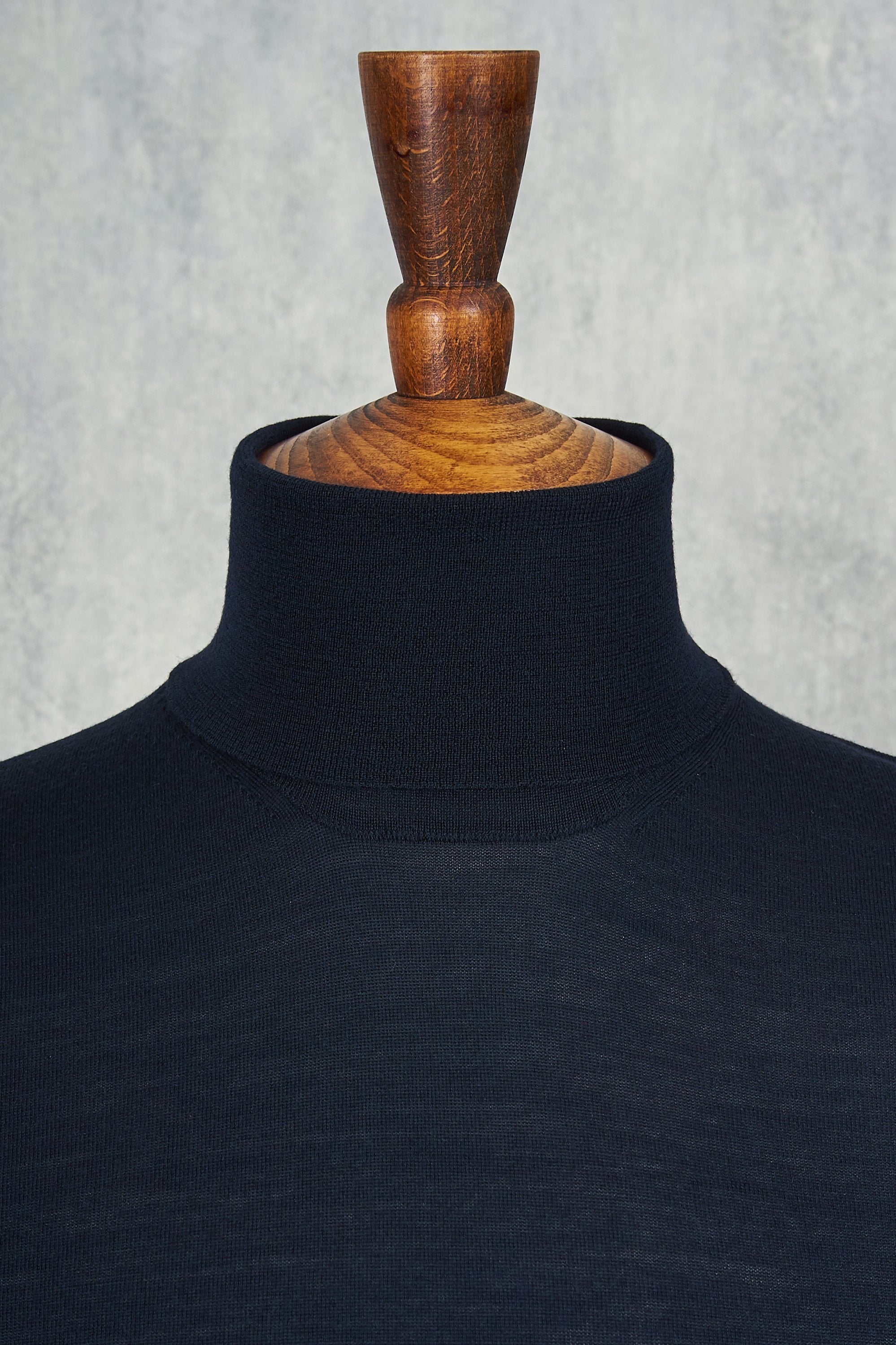 Ascot Chang Navy Extra-Fine Merino Wool Turtleneck Sweater