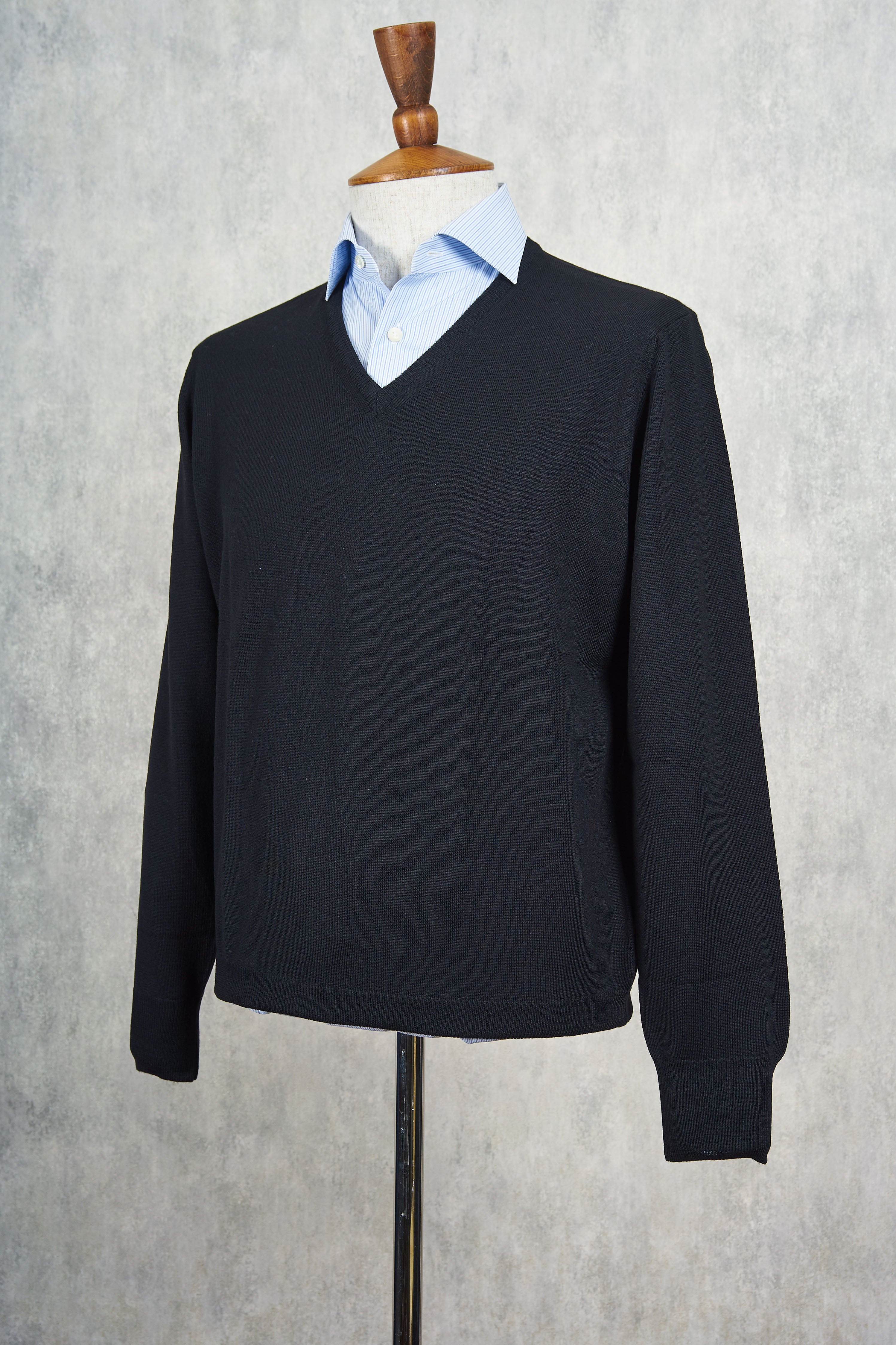 Ascot Chang Black Extra-Fine Merino Wool V-Neck Sweater