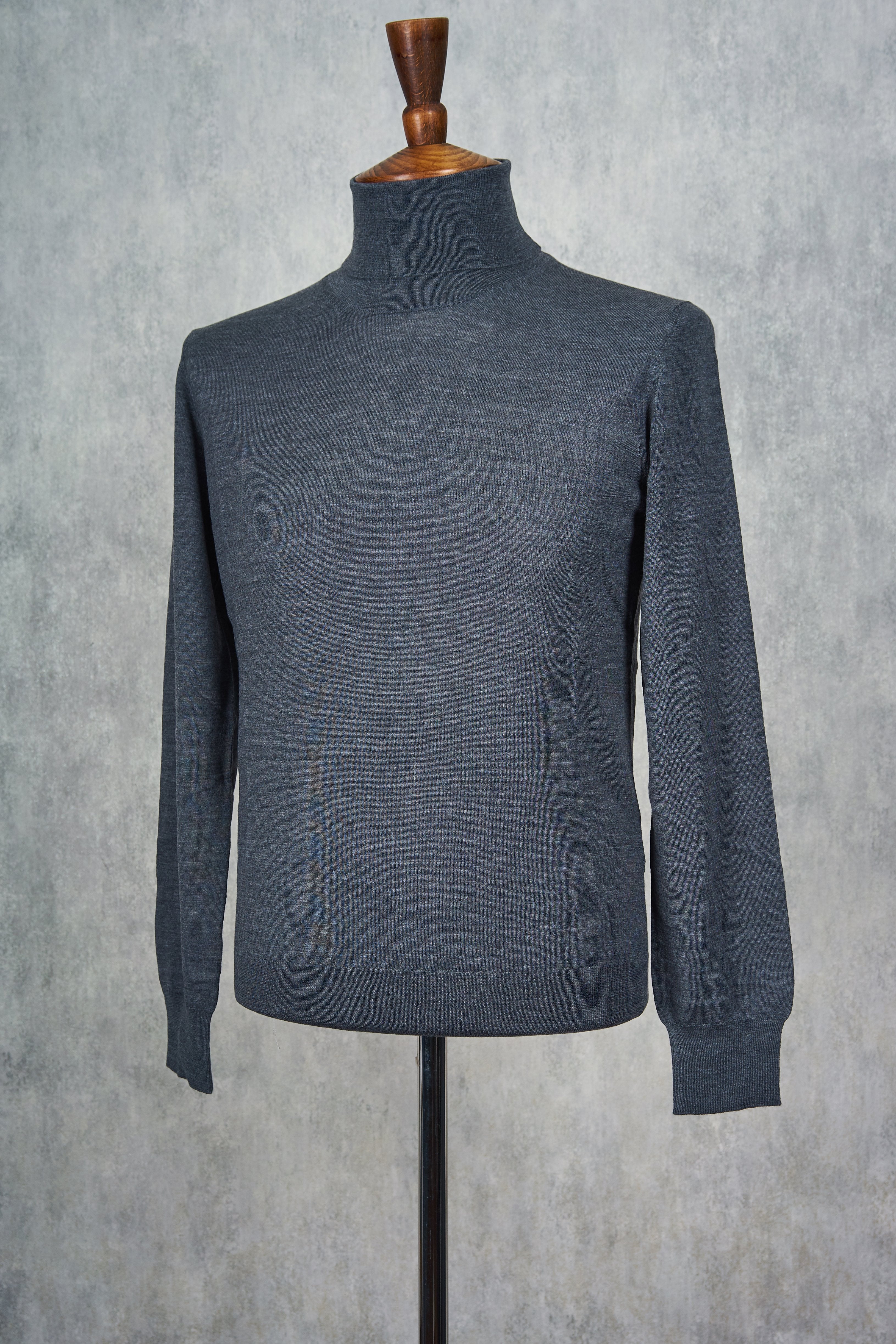 Ascot Chang Grey Extra-Fine Merino Wool Turtleneck Sweater